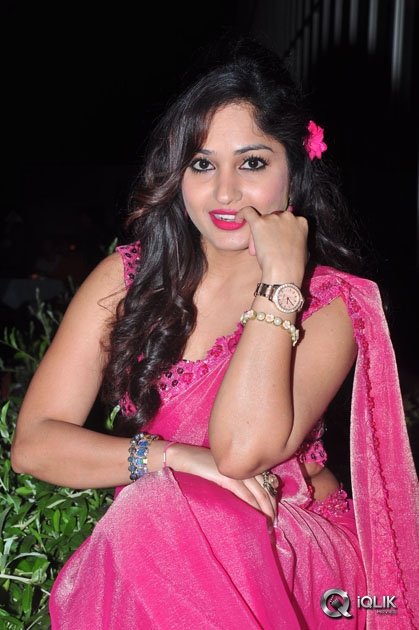 Madhavi-Latha-at-Mosagallaku-Mosagadu-Movie-Audio-Launch